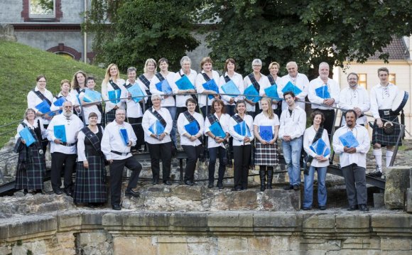 Scottish Folk Singers