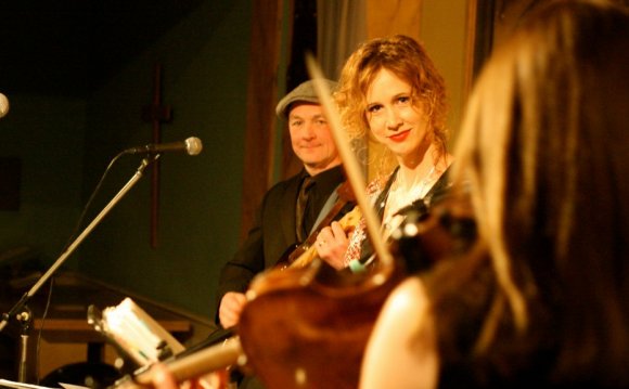 What is a Ceilidh Dance?